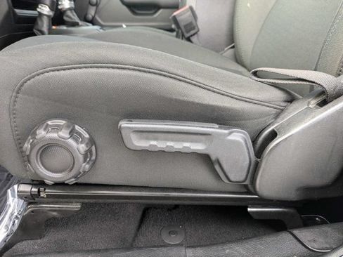 Used 2021 Jeep Wrangler Unlimited Sport AWD/4WD image 19