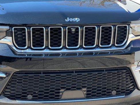 Used 2022 Jeep Grand Cherokee Limited 4xe w/ Luxury Tech Group II image 47