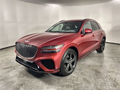 Used 2022 Genesis GV70 2.5T w/ Sport Prestige Package image 4