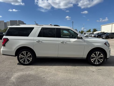 Used 2021 Ford Expedition Max Limited RWD image 2
