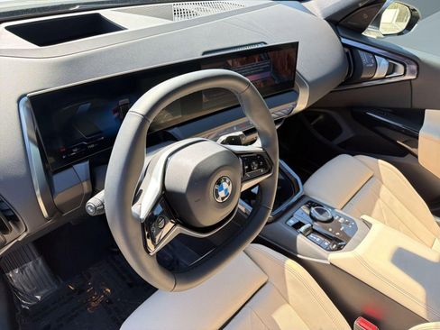 Used 2026 BMW X3 xDrive30 w/ Premium Package image 4