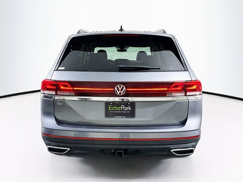 Used 2025 Volkswagen Atlas SE image 7