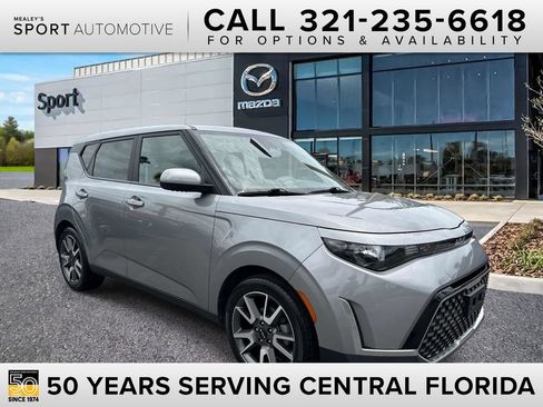 Used 2024 Kia Soul EX w/ Option Group 015 FWD image 1