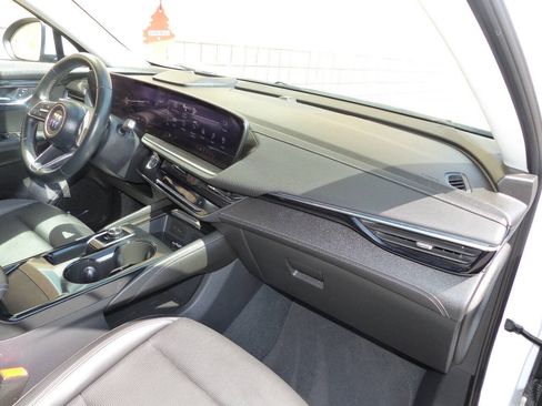 Used 2024 Buick Envision Preferred AWD/4WD image 35
