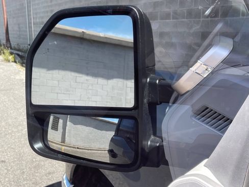 Used 2024 Ford F350 XLT AWD/4WD image 11