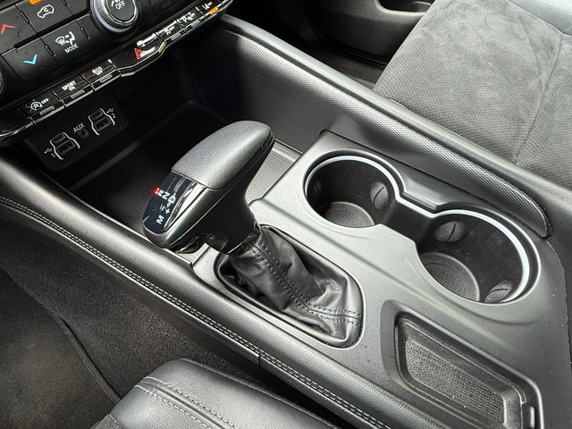 Used 2022 Dodge Durango GT RWD image 31