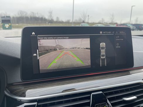 Used 2022 BMW 540i xDrive w/ Convenience Package image 29