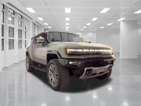 Used 2024 GMC Hummer EV 3X w/ LPO, Illumination Package AWD/4WD image 3