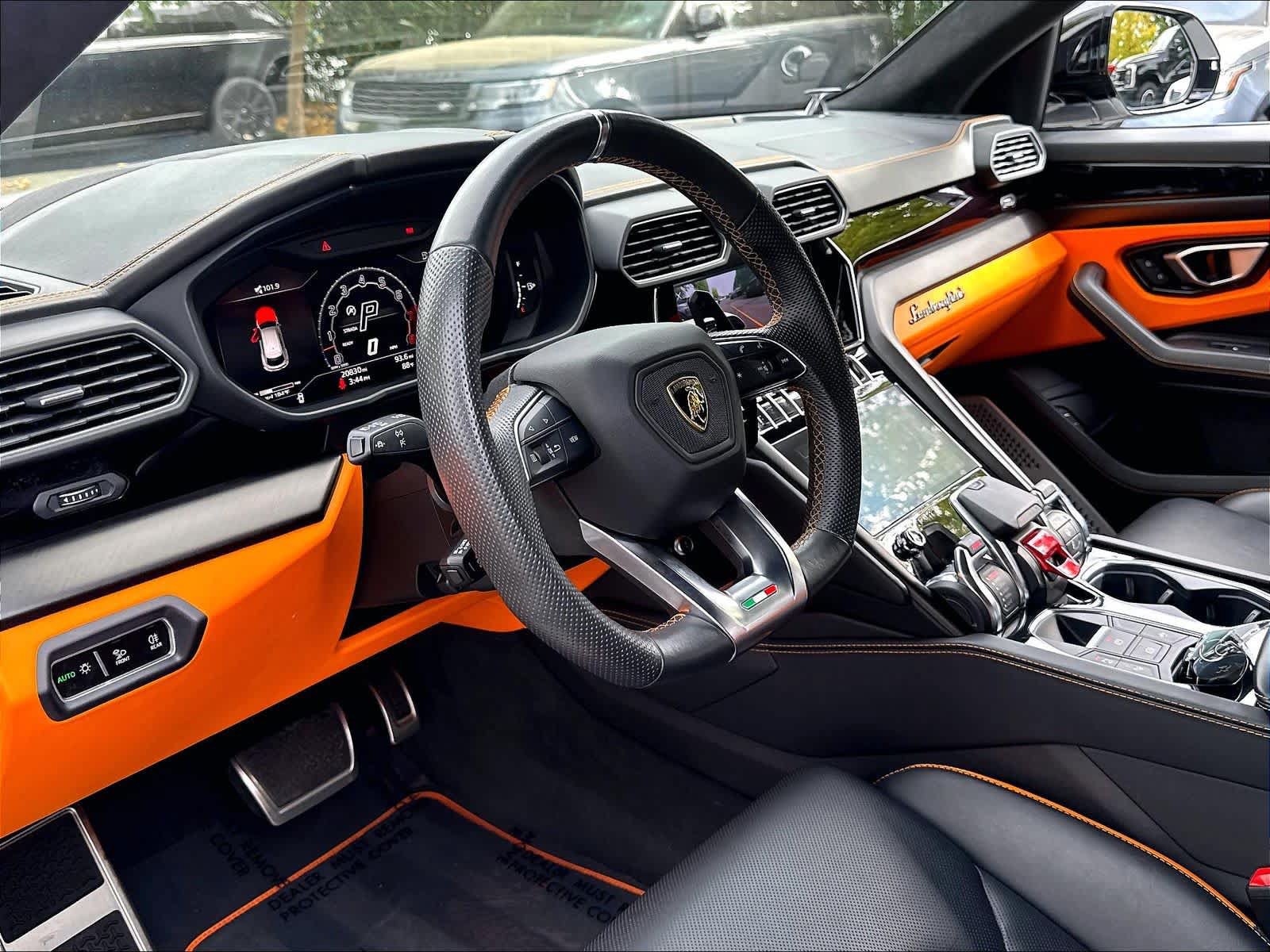 Used 2023 Lamborghini Urus S AWD/4WD image 18
