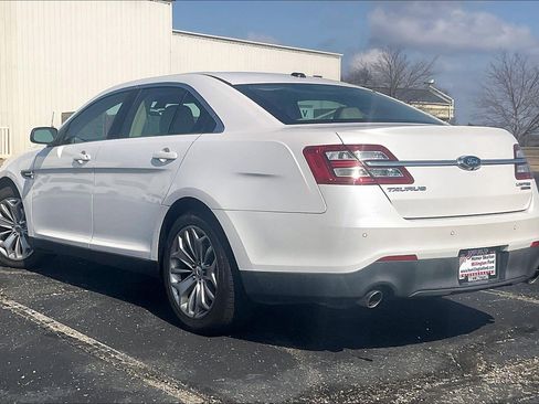 Used 2013 Ford Taurus Limited image 3