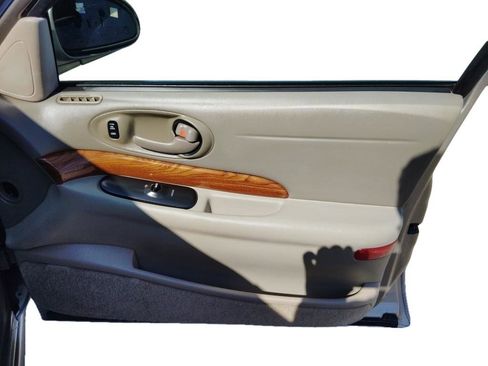 Used 2002 Buick Le Sabre Custom FWD image 26