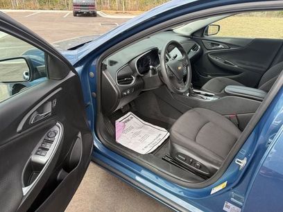 Used 2024 Chevrolet Malibu LT