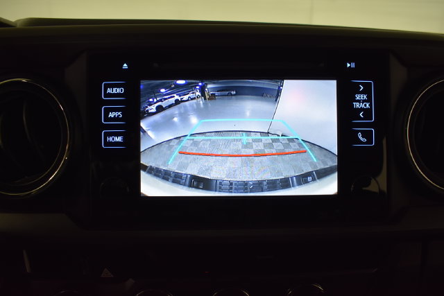 Used 2017 Toyota Tacoma TRD Sport w/ Tow Package (A/T) AWD/4WD image 22