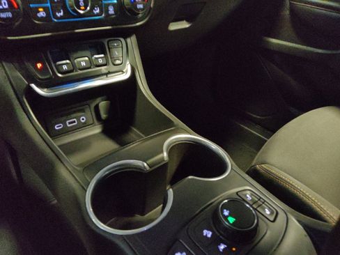 Used 2021 GMC Terrain SLE w/ Driver Convenience Package FWD image 26