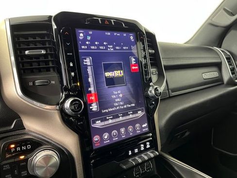 Used 2019 RAM 1500 Laramie AWD/4WD image 27