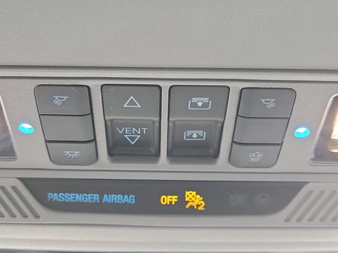 Used 2023 Ford Explorer Limited w/ Limited Technology Package image 35