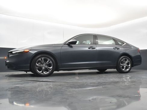 Used 2024 Honda Accord EX image 38