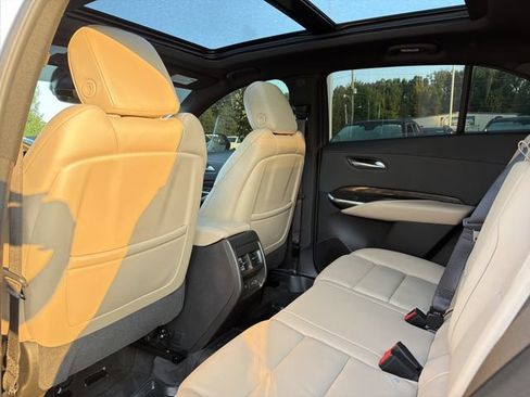 Used 2024 Cadillac XT4 Premium Luxury w/ Active Safety Package AWD/4WD image 12