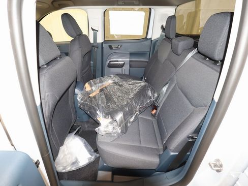 New 2025 Ford Maverick XL image 12