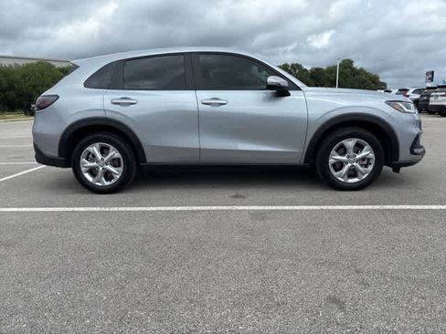 Used 2024 Honda HR-V LX image 6