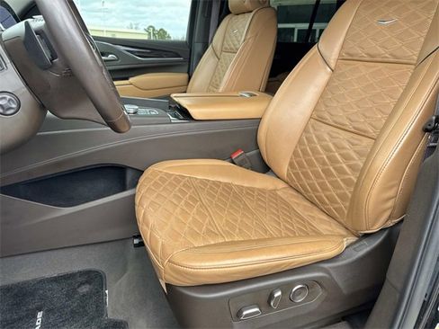 Used 2024 Cadillac Escalade Sport image 20