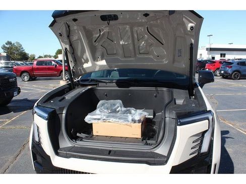 New 2026 GMC Sierra EV Elevation w/ Premium Package image 57