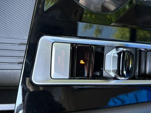 New 2026 Volkswagen Atlas Peak Edition AWD/4WD image 26