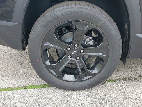 New 2026 Chevrolet Equinox LT w/ Midnight Edition FWD image 5