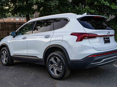 Used 2023 Hyundai Santa Fe SEL image 4