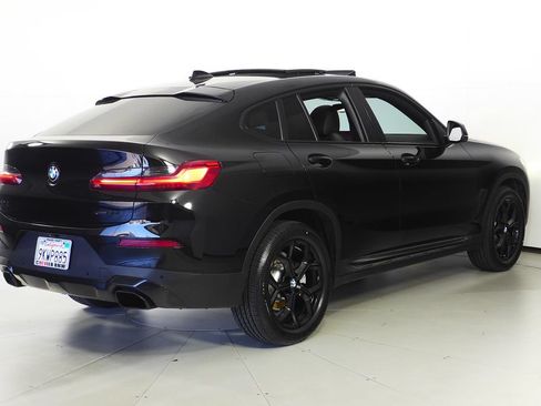 Used 2024 BMW X4 xDrive30i w/ Premium Package AWD/4WD image 7