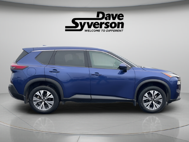 Used 2023 Nissan Rogue SV w/ SV Premium Package AWD/4WD image 4