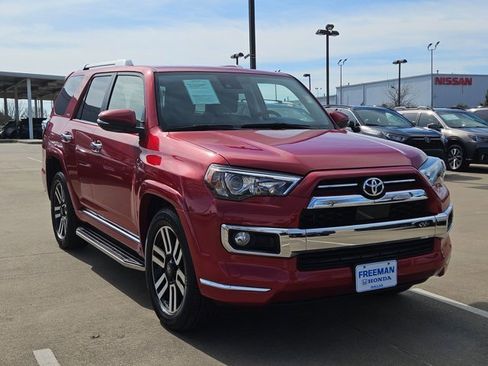 Used 2020 Toyota 4Runner Limited image 3