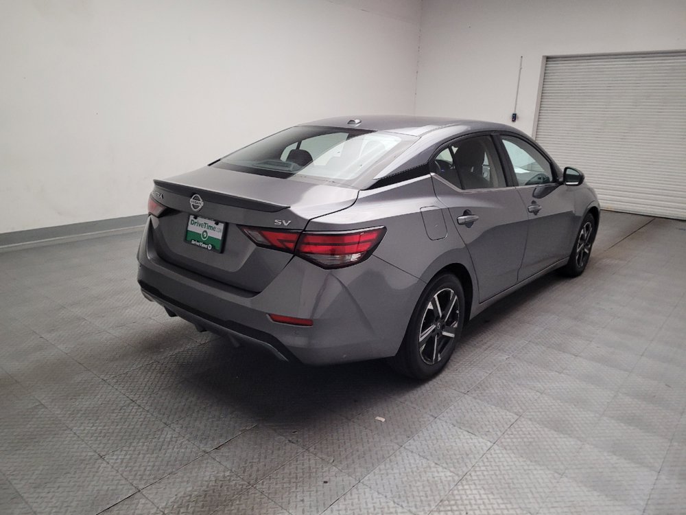 Used 2025 Nissan Sentra SV FWD image 9