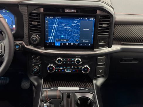 Used 2025 Ford F150 Raptor AWD/4WD image 22