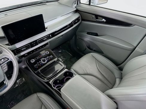 Used 2022 Lincoln Nautilus Reserve image 31