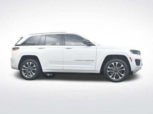 Used 2023 Jeep Grand Cherokee Overland image 34