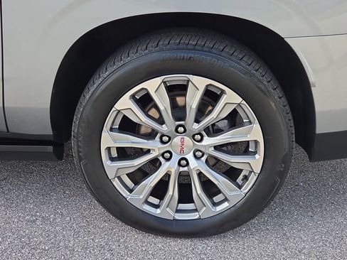 Certified 2023 GMC Yukon XL Denali w/ Denali Reserve Package image 8