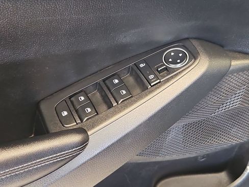 Used 2021 Kia Seltos S AWD/4WD image 11