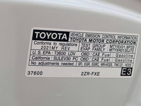 Used 2021 Toyota Corolla LE FWD image 11