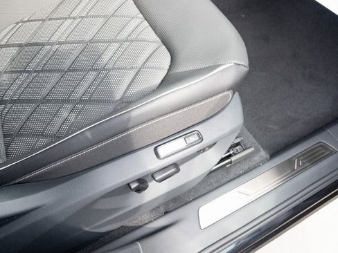 New 2026 Volkswagen Atlas SEL Premium R-Line image 45