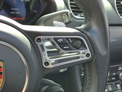 Used 2018 Porsche 718 Boxster GTS image 7