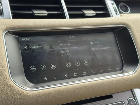 Used 2017 Land Rover Range Rover Sport HSE image 22