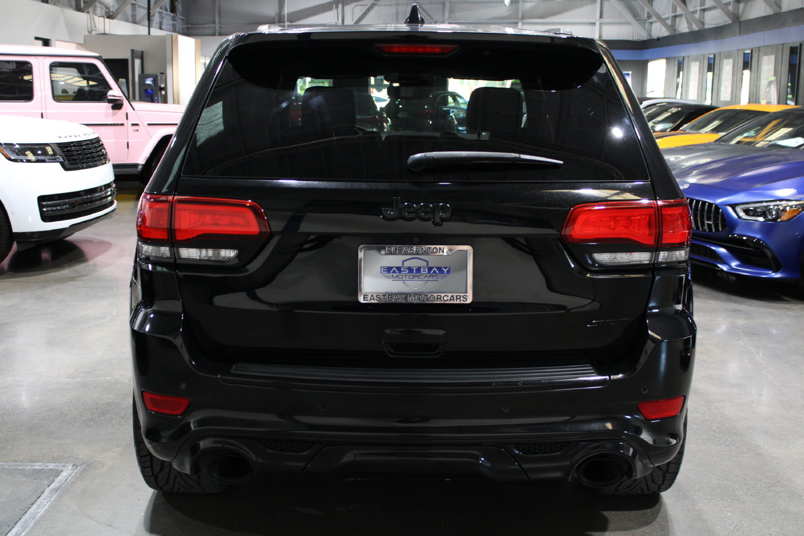 Used 2018 Jeep Grand Cherokee SRT AWD/4WD image 11