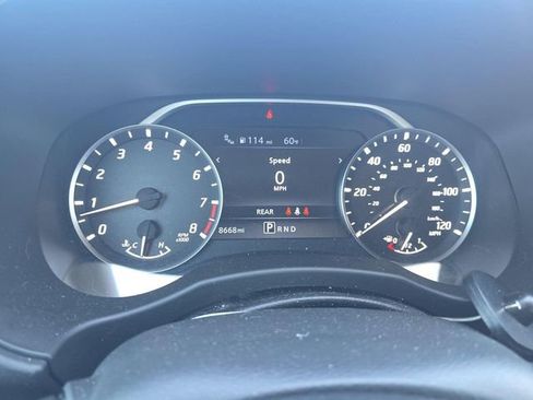 Used 2025 Nissan Frontier SV w/ SV Convenience Package image 2