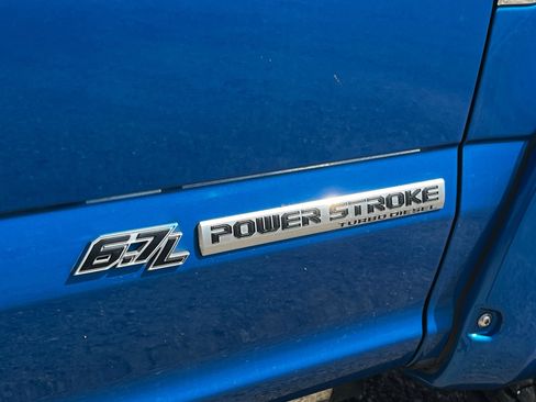 Used 2020 Ford F250 Platinum w/ Tremor Off-Road Package image 15