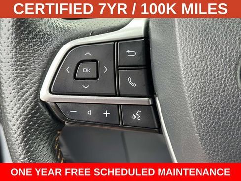 Used 2022 Toyota Sienna XLE Woodland Edition AWD/4WD image 24