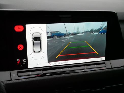 Used 2022 Volkswagen GTI SE image 31