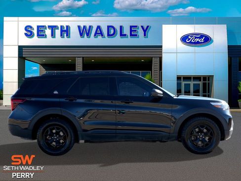 Used 2022 Ford Explorer Timberline image 6
