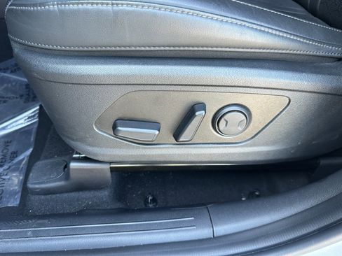 Used 2023 Kia Sorento EX image 31