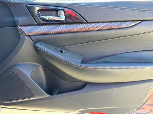 Used 2017 Nissan Maxima Platinum image 21